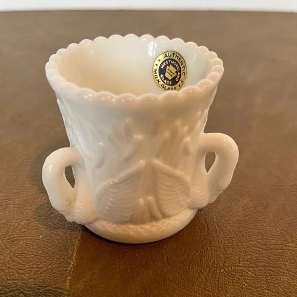 Vintage Westmoreland Milk Glass Swan Toothpick Holder - Picture 2 of 8